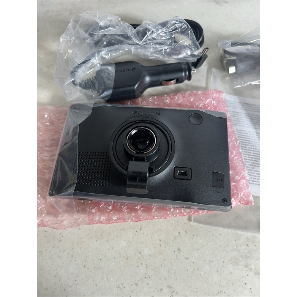 Garmin 010-N1678-0B Drive 51 LM 5'' GPS Unit - Picture 4 of 6